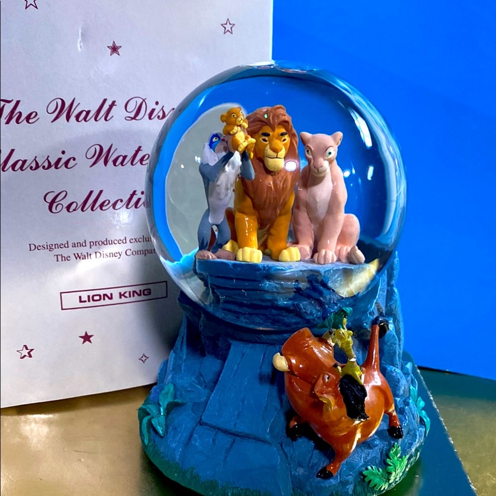 Walt Disney Classic Collection Lion King Wind Up Musical Waterglobe 90’s